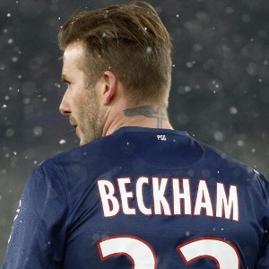 Beckham announces retirement