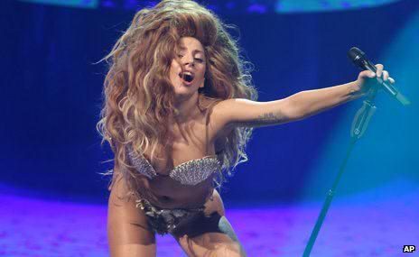 Lady Gaga Opens iTunes Festival