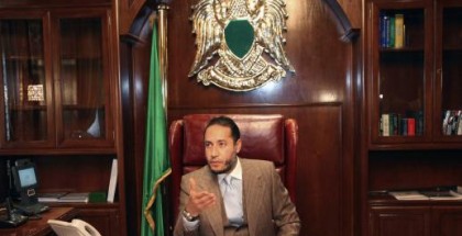 Saadi Gaddafi, son of Libyan leader Muammar Gaddafi, speaks during a news conference at his office in Tripoli in this January 31, 2010 file photo. Niger has extradited Muammar Gaddafi's son Saadi, who just arrived inTripoli and was brought to a prison, the Libyan government said on March 6, 2014. The North African country had been seeking the extradition of Saadi, who had fled to the southern neighbour nation after the toppling of Gaddafi in a NATO-backed uprising in 2011.    REUTERS/Ismail Zetouny/Files  (LIBYA - Tags: POLITICS)