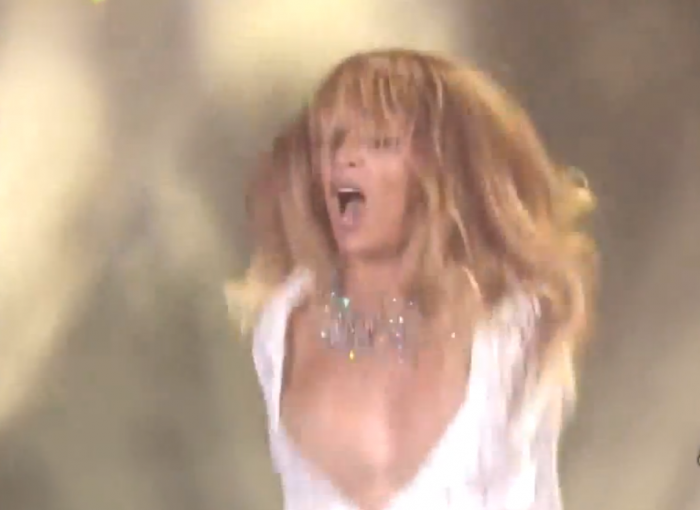 Holy Grail! Beyoncé Has Wardrobe Malfunction While on Stage With Jay Z