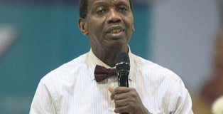 Pastor Enoch Adeboye; General Overseer Of Redeemed Christian Church Of God