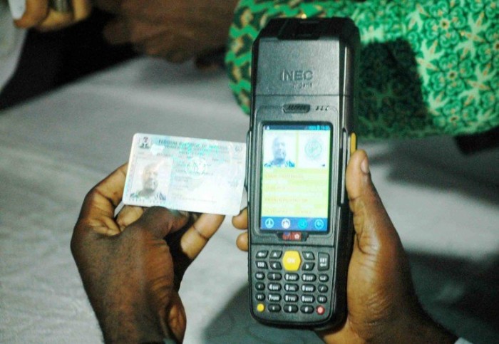 #Nigeria #Election2015 –  Who is afraid of the card reader? [Opinion]